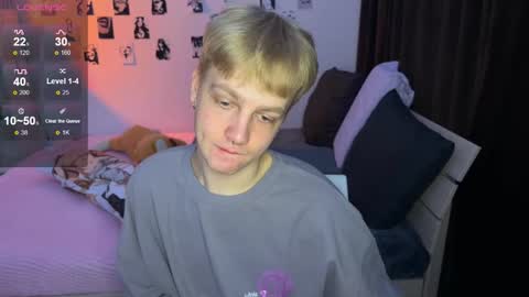 Snapshot of olivertasty chatting on October 2025 09:15:01 PM oliver online show from October 2025 09:15:01 PM