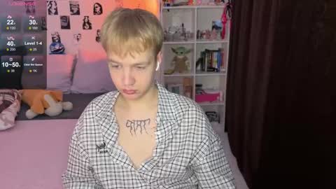 Snapshot of olivertasty chatting on November 2025 12:37:02 PM oliver online show from November 2025 12:37:02 PM