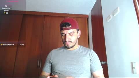 Snapshot of olivervitale chatting on January 2025 03:57:01 PM Oliver online show from January 2025 03:57:01 PM