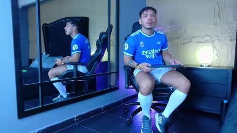 Oliver  online show from May 2026 12:23:01 PM