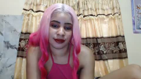 Snapshot of olivia119 chatting on January 2025 09:01:02 PM Olivia online show from January 2025 09:01:02 PM