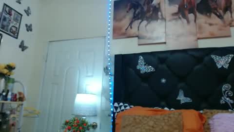 Snapshot of olivia119 chatting on January 2025 06:33:02 PM Olivia online show from January 2025 06:33:02 PM