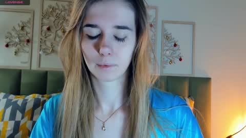 Snapshot of olivia_7 chatting on December 2024 07:52:02 PM Olivia online show from December 2024 07:52:02 PM