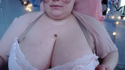 Snapshot of olivia_bud_gold chatting on February 2025 07:51:02 AM Olivia Gold online show from February 2025 07:51:02 AM