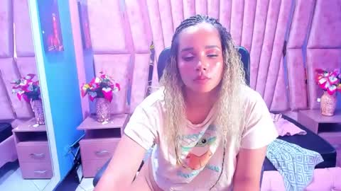  OLIVIA  online show from January 2025 11:54:02 AM