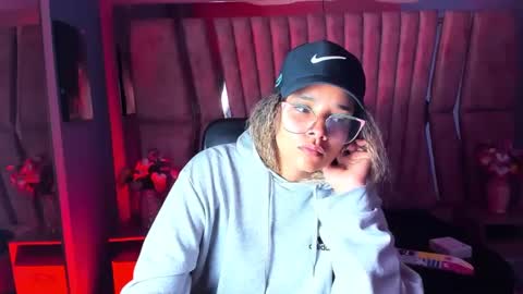  OLIVIA  online show from January 2025 03:26:01 AM