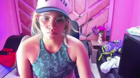  OLIVIA  online show from January 2025 03:44:02 AM