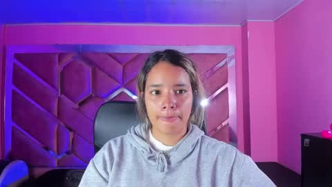  OLIVIA  online show from February 2025 02:35:01 AM