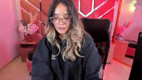  OLIVIA  online show from July 2026 04:17:02 AM