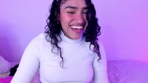 Snapshot of olivia_fx chatting on March 2025 10:13:02 AM Maria online show from March 2025 10:13:02 AM