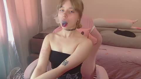 Olivia online show from July 2026 03:03:02 PM