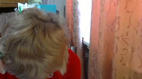 Snapshot of olivia_mia25 chatting on April 2026 09:14:02 AM Olivia Mia online show from April 2026 09:14:02 AM