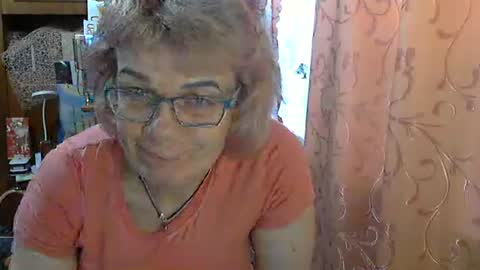 Olivia Mia online show from May 2026 06:54:02 AM