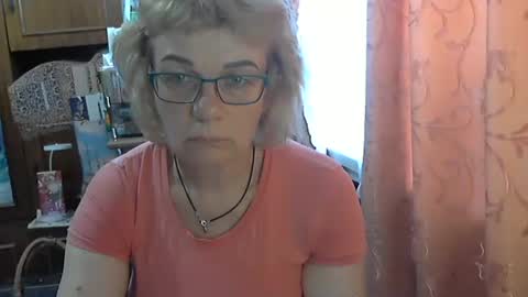 Olivia Mia online show from June 2026 10:09:01 AM