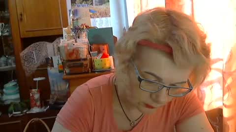 Olivia Mia online show from June 2026 01:57:01 PM