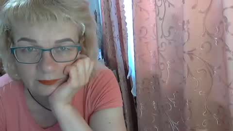 Olivia Mia online show from June 2026 07:33:01 AM