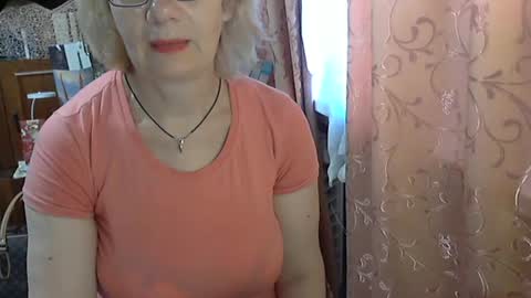 Olivia Mia online show from June 2026 06:02:01 AM