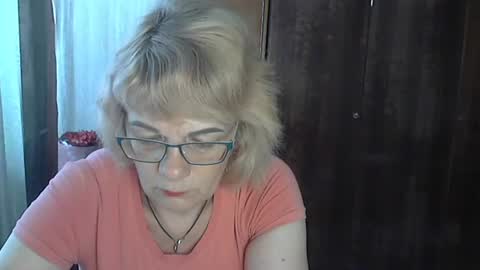 Olivia Mia online show from July 2026 10:19:02 AM