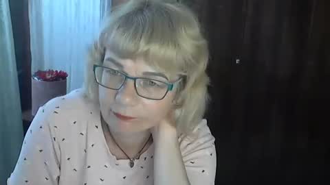 Olivia Mia online show from July 2026 09:48:02 AM