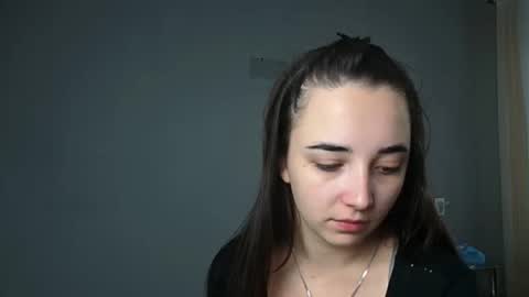 Olivia online show from October 2025 08:27:05 AM