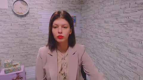 Snapshot of olivia_red_ chatting on December 2024 06:35:01 AM Olivia online show from December 2024 06:35:01 AM