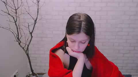 Snapshot of olivia_red_ chatting on January 2025 08:21:01 AM Olivia online show from January 2025 08:21:01 AM