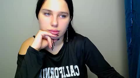 Snapshot of olivia_red_ chatting on October 2025 04:22:01 AM Olivia online show from October 2025 04:22:01 AM