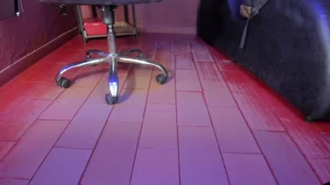   online show from January 2025 12:16:02 PM