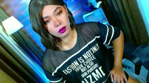 Miss OLIVIA online show from May 2026 05:46:02 AM