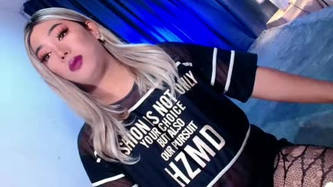 Miss OLIVIA online show from June 2026 02:07:01 AM