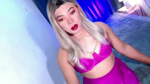 Miss OLIVIA online show from July 2026 02:11:02 AM