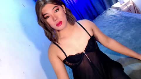 Miss OLIVIA online show from July 2026 02:05:17 AM