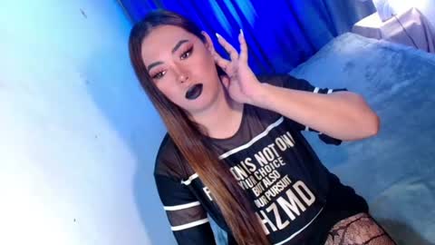 Miss OLIVIA online show from July 2026 05:32:02 AM