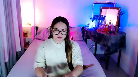 olivia_xxo online show from June 2026 06:14:01 AM