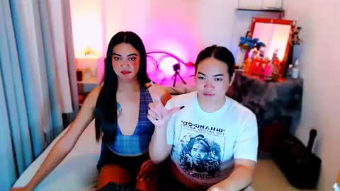 olivia_xxo online show from July 2026 03:58:02 PM