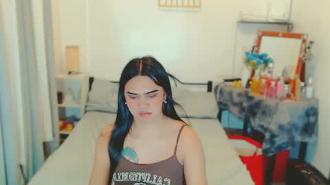 olivia_xxo online show from July 2026 11:03:01 PM