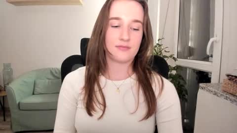 Snapshot of oliviaaa2003 chatting on September 2025 08:53:01 PM Oliwiaa2004 online show from September 2025 08:53:01 PM