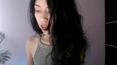 Snapshot of oliviaaa__ chatting on May 2026 04:57:04 PM oliviaaa__ online show from May 2026 04:57:04 PM