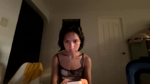 Snapshot of oliviaarmani chatting on February 2026 09:09:02 AM Olivia online show from February 2026 09:09:02 AM