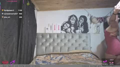 oliviabluee10 online show from June 2026 04:35:02 AM