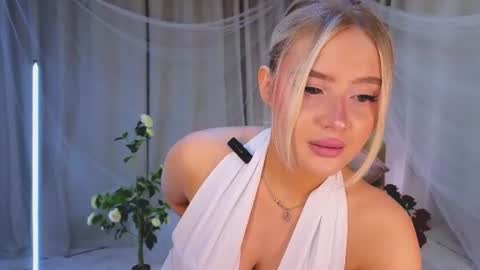 Olivia online show from July 2026 09:27:01 AM