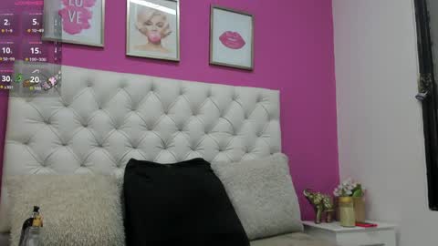 Snapshot of oliviaburningmilf chatting on May 2026 11:26:01 AM Olivia Burning online show from May 2026 11:26:01 AM