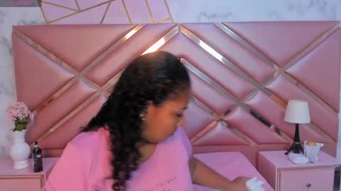 Olivia Burning online show from June 2026 11:32:01 AM