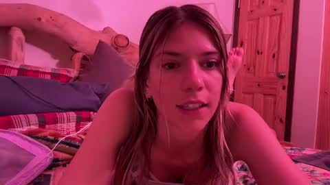 Snapshot of oliviahansleyy chatting on March 2025 12:37:01 AM Olivia online show from March 2025 12:37:01 AM