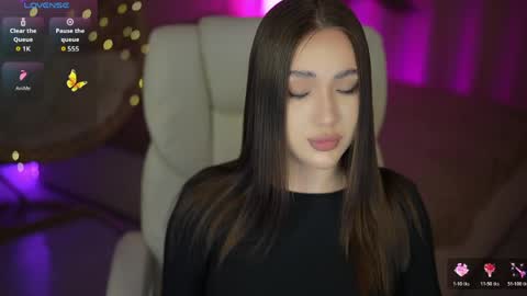 Olivia online show from May 2026 06:46:01 PM