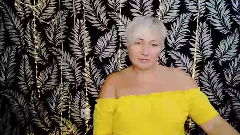 Snapshot of oliviaoskar_ chatting on October 2025 11:29:01 AM Kelly online show from October 2025 11:29:01 AM