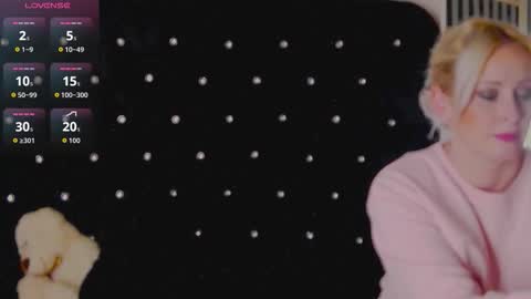 Olivia online show from March 2026 02:04:02 AM