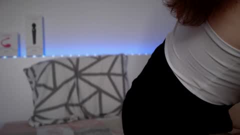 Angelina Lina online show from January 2025 09:58:01 PM