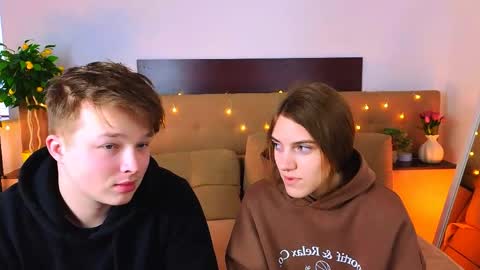 Olli and Stiw online show from April 2026 06:13:05 AM