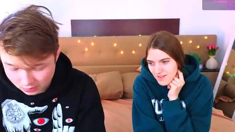 Olli and Stiw online show from April 2026 08:19:02 AM